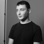 Photo de profil en noir et blanc 