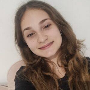 Justine Esmenjaud Bertolini